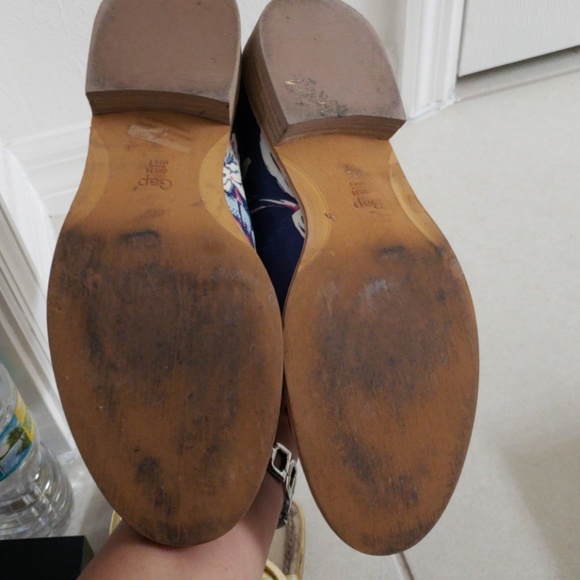 Shoes - Picture 6 of 6